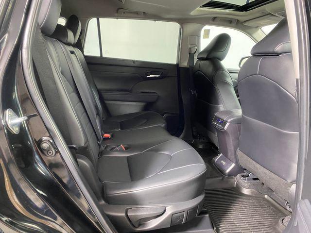 used 2024 Toyota Highlander car, priced at $41,594