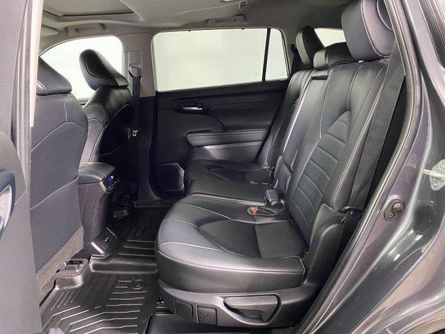 used 2023 Toyota Highlander car, priced at $31,995