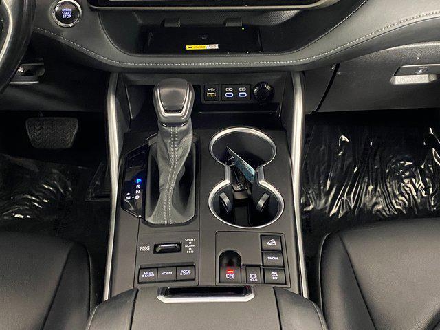 used 2023 Toyota Highlander car, priced at $31,995