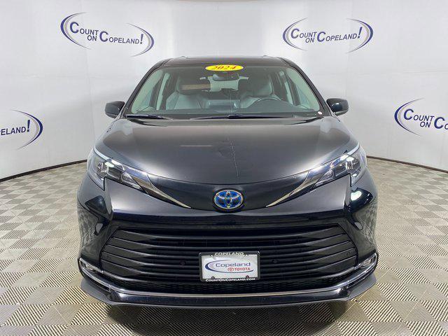 used 2024 Toyota Sienna car, priced at $36,995