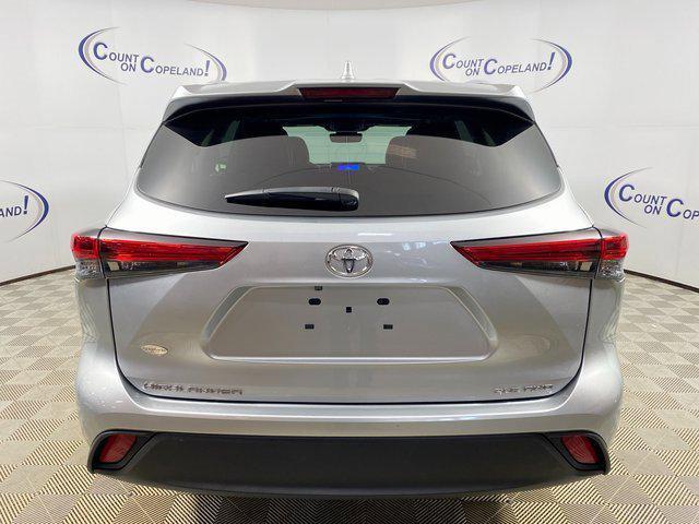 used 2023 Toyota Highlander car, priced at $36,995