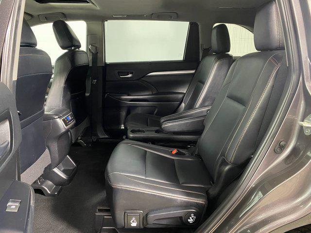 used 2019 Toyota Highlander car, priced at $25,495