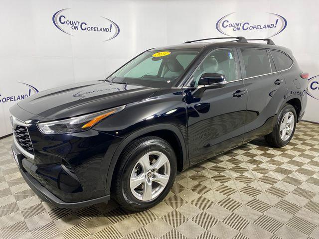 used 2023 Toyota Highlander car, priced at $31,495