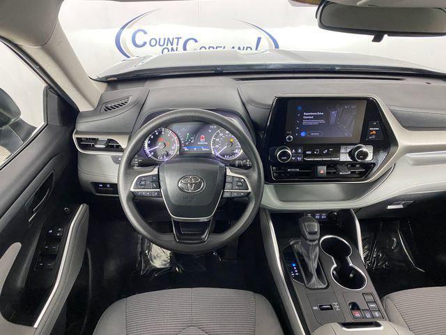 used 2023 Toyota Highlander car, priced at $31,495