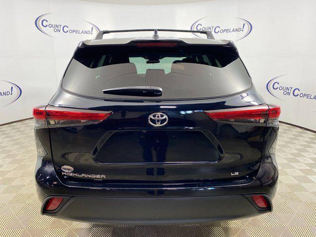 used 2020 Toyota Highlander car, priced at $27,495