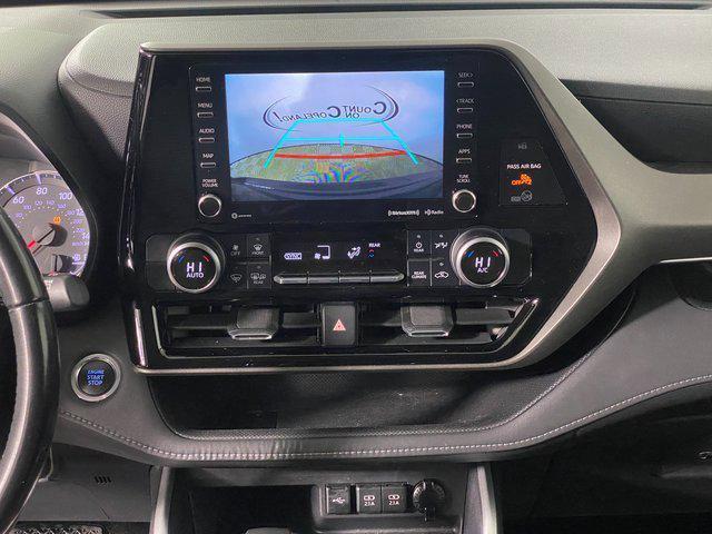 used 2020 Toyota Highlander car, priced at $27,495