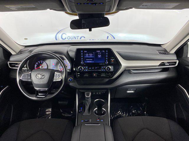 used 2020 Toyota Highlander car, priced at $27,495