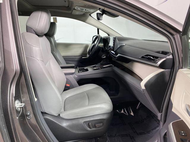 used 2024 Toyota Sienna car, priced at $37,995