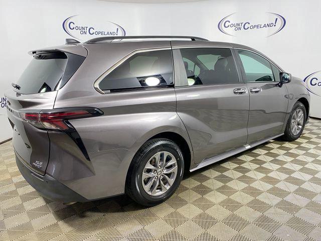 used 2024 Toyota Sienna car, priced at $37,995