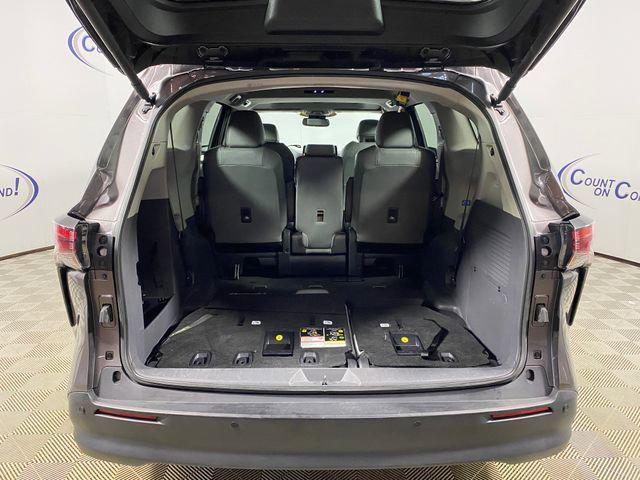 used 2024 Toyota Sienna car, priced at $37,995