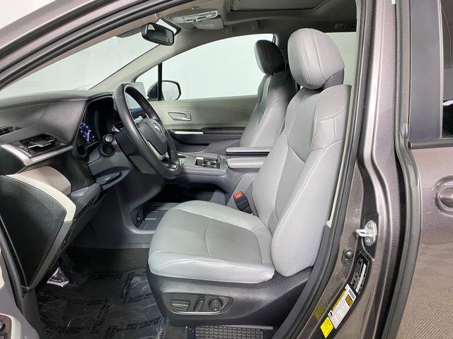 used 2024 Toyota Sienna car, priced at $37,995