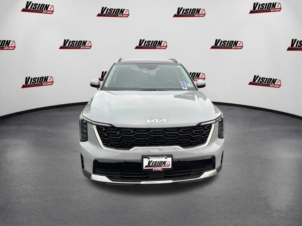used 2025 Kia Sorento car, priced at $29,317