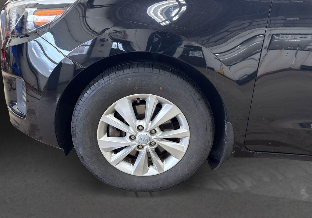 used 2015 Kia Sedona car, priced at $7,663