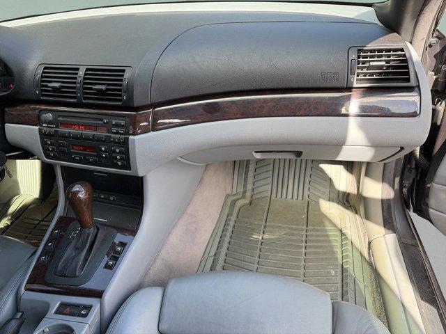 used 2006 BMW 325 car, priced at $9,900