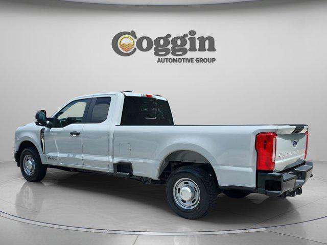 new 2025 Ford F-250 car, priced at $58,625