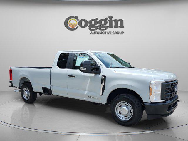 new 2025 Ford F-250 car, priced at $57,625