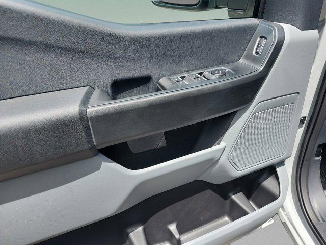 new 2025 Ford F-250 car, priced at $58,625