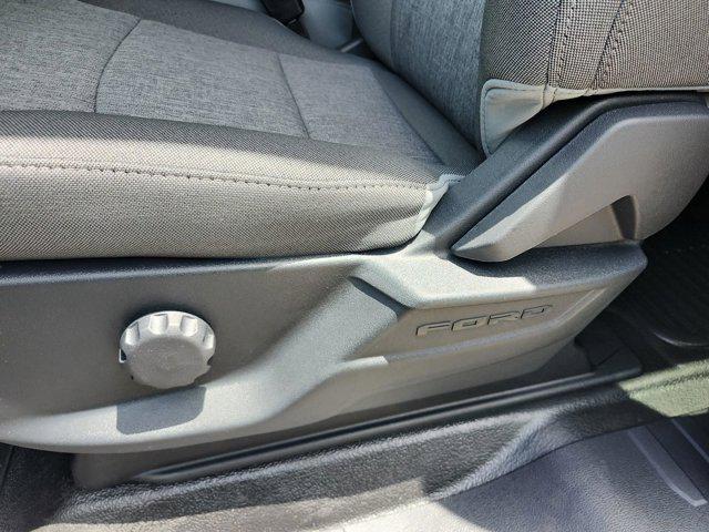 new 2025 Ford F-250 car, priced at $58,625