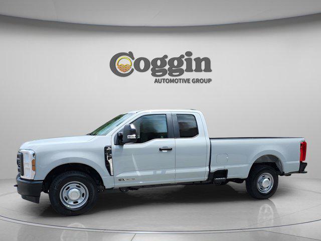 new 2025 Ford F-250 car, priced at $58,625
