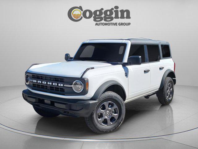new 2025 Ford Bronco car, priced at $43,452