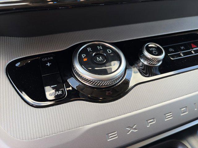 new 2026 Ford Expedition car, priced at $70,524