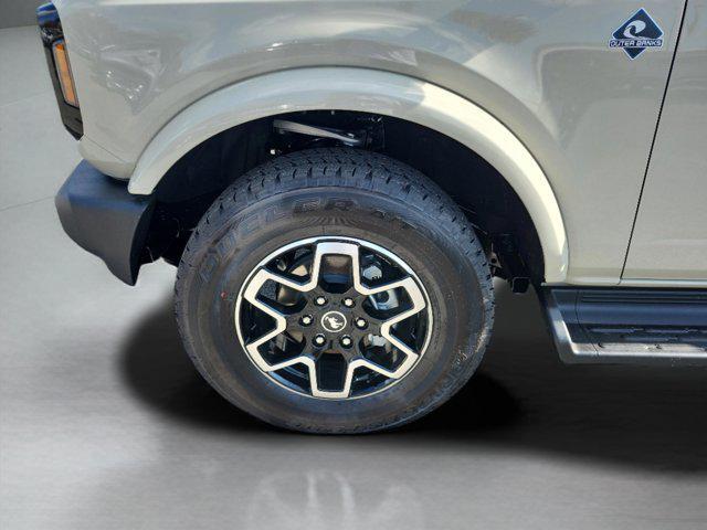 new 2025 Ford Bronco car, priced at $52,591