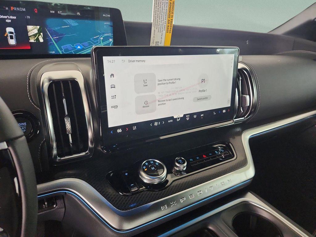 new 2025 Ford Expedition car, priced at $77,286