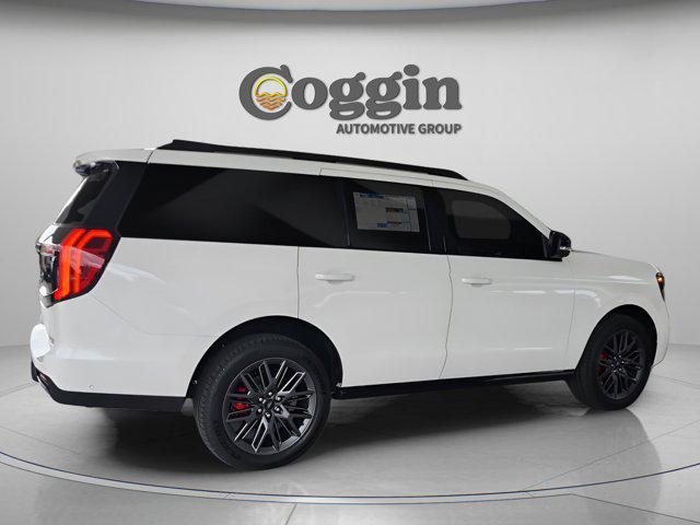 new 2025 Ford Expedition car, priced at $80,736