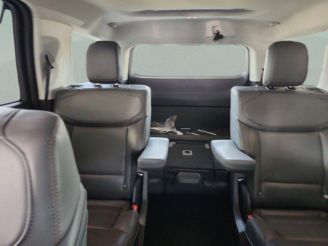 new 2025 Ford Expedition car, priced at $64,358