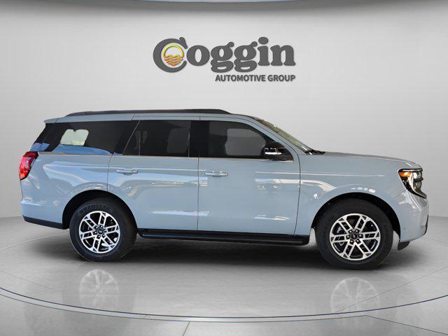new 2025 Ford Expedition car, priced at $64,358