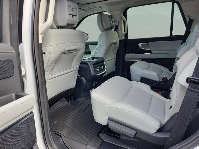 new 2026 Ford Expedition car, priced at $81,760
