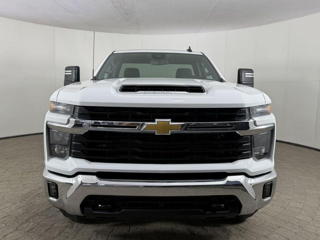 used 2024 Chevrolet Silverado 2500 car, priced at $55,998
