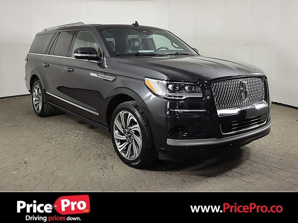 used 2023 Lincoln Navigator L car, priced at $59,400
