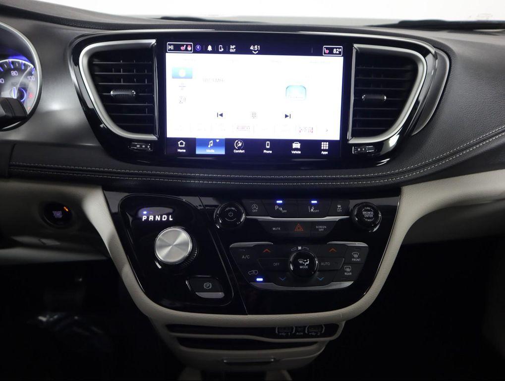 used 2024 Chrysler Pacifica car, priced at $33,500