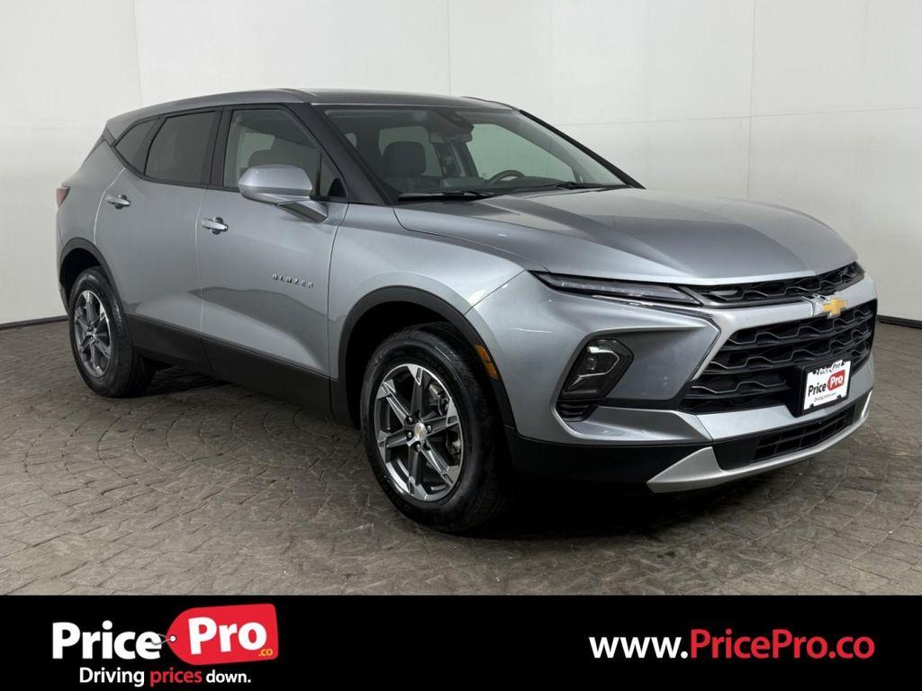 used 2025 Chevrolet Blazer car, priced at $28,998