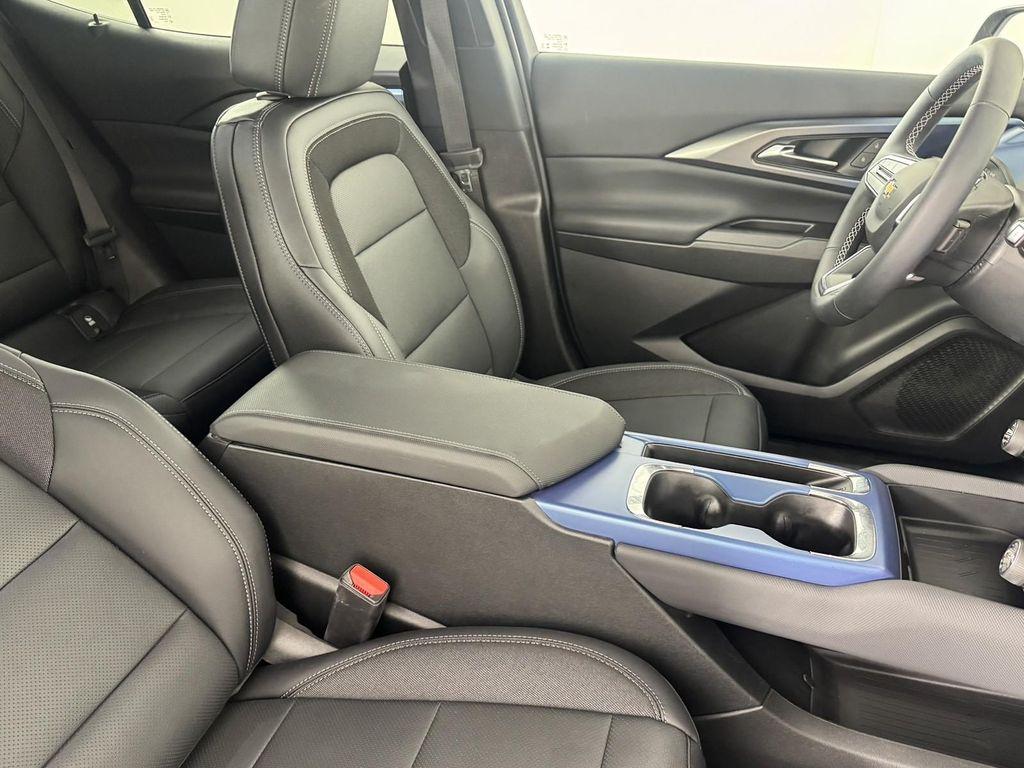 used 2026 Chevrolet Equinox EV car, priced at $28,498