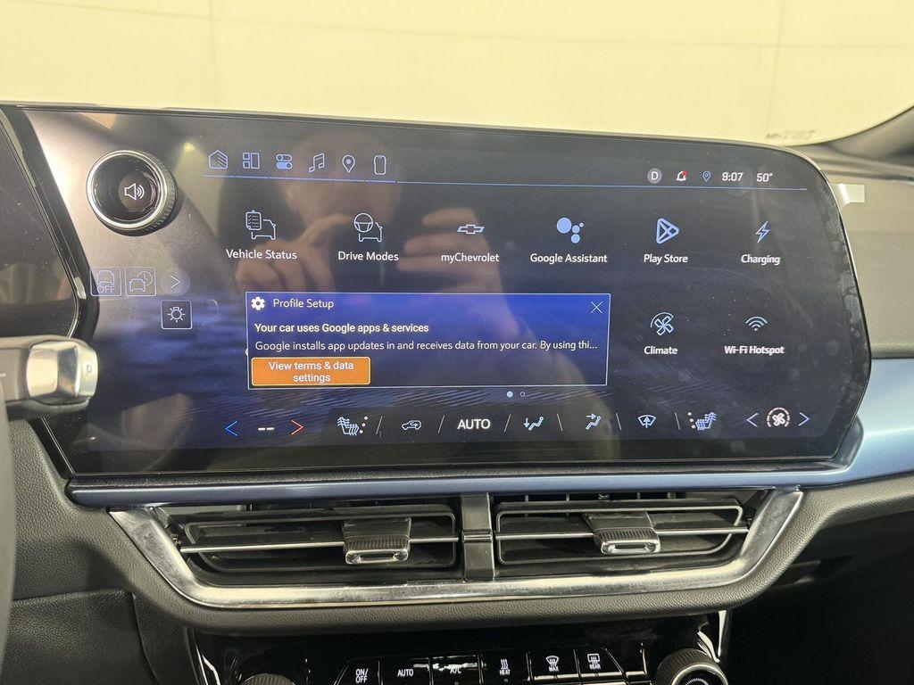 used 2026 Chevrolet Equinox EV car, priced at $28,498