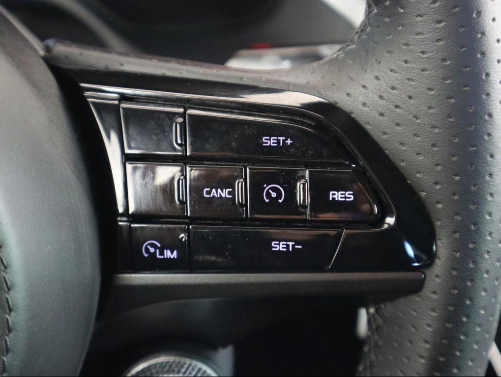 used 2024 Maserati Grecale car, priced at $46,998