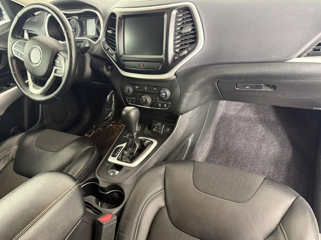 used 2018 Jeep Cherokee car, priced at $13,998