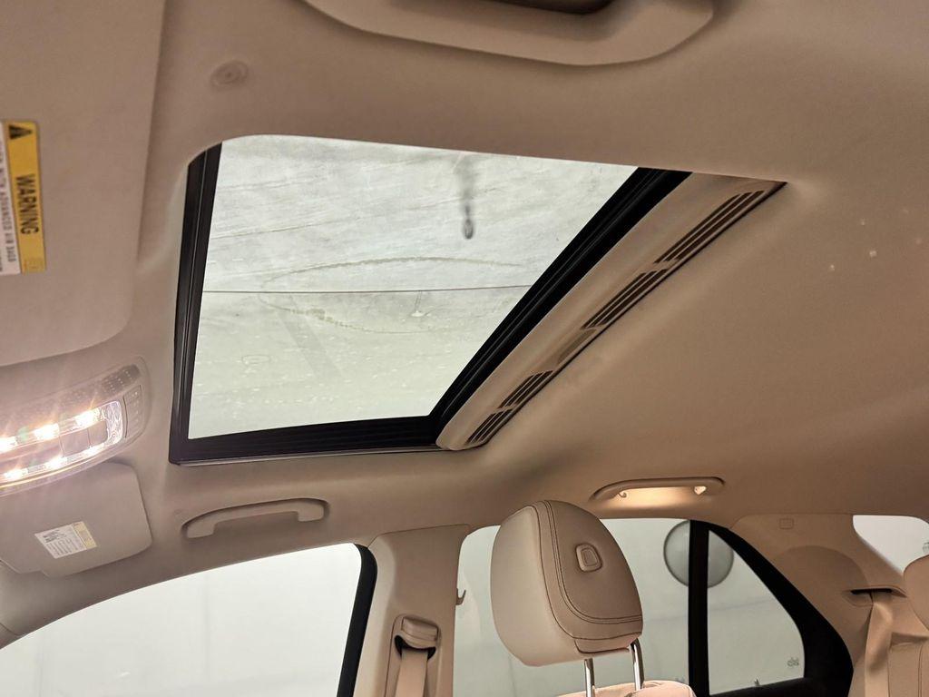 used 2025 Mercedes-Benz GLE 350 car, priced at $54,998