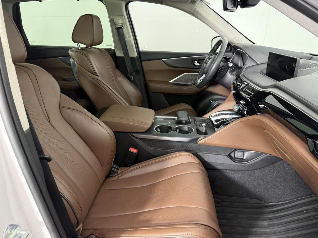 used 2024 Acura MDX car, priced at $47,500