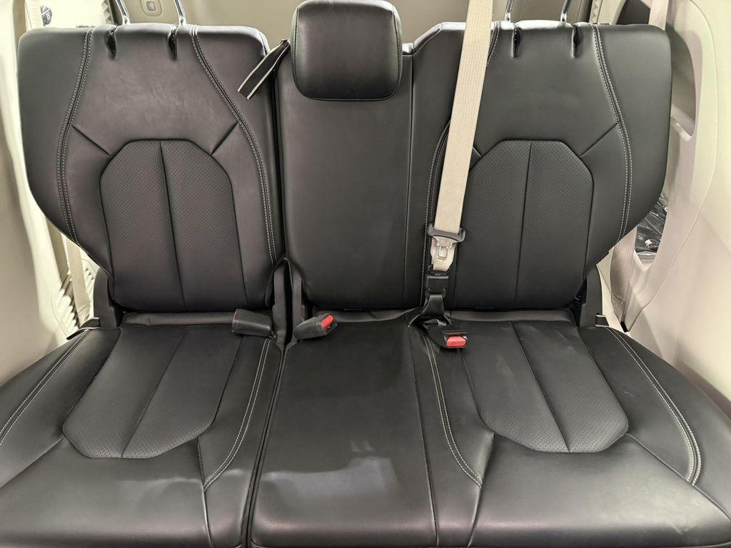 used 2024 Chrysler Pacifica car, priced at $29,498