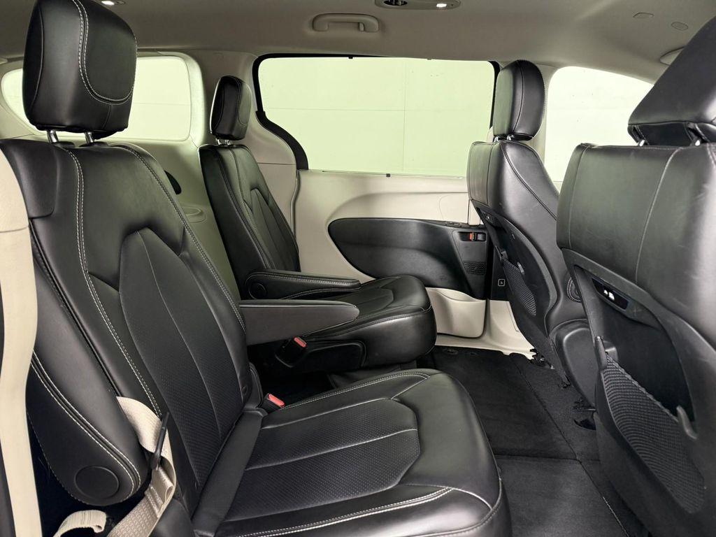 used 2024 Chrysler Pacifica car, priced at $29,498