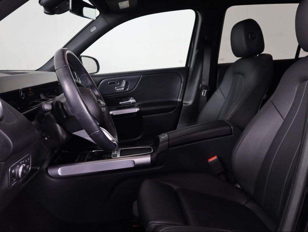 used 2025 Mercedes-Benz GLB 250 car, priced at $37,500