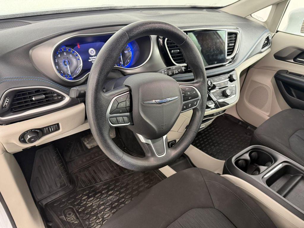 used 2021 Chrysler Pacifica car, priced at $19,498