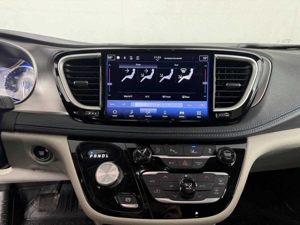 used 2021 Chrysler Pacifica car, priced at $19,498