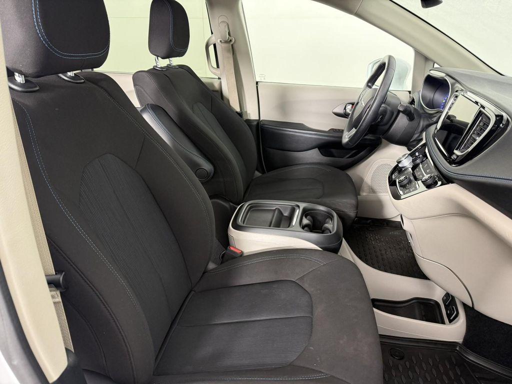 used 2021 Chrysler Pacifica car, priced at $19,498