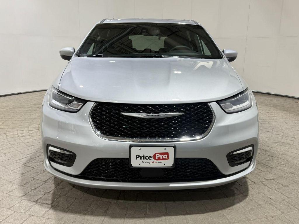 used 2023 Chrysler Pacifica car, priced at $17,998