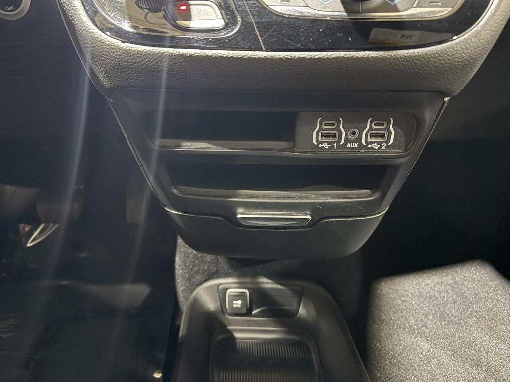 used 2023 Chrysler Pacifica car, priced at $17,998