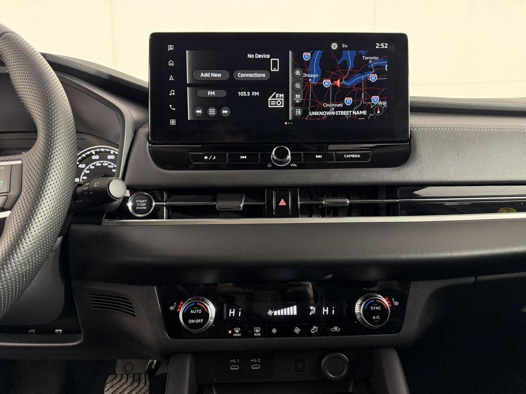 used 2025 Mitsubishi Outlander car, priced at $27,998